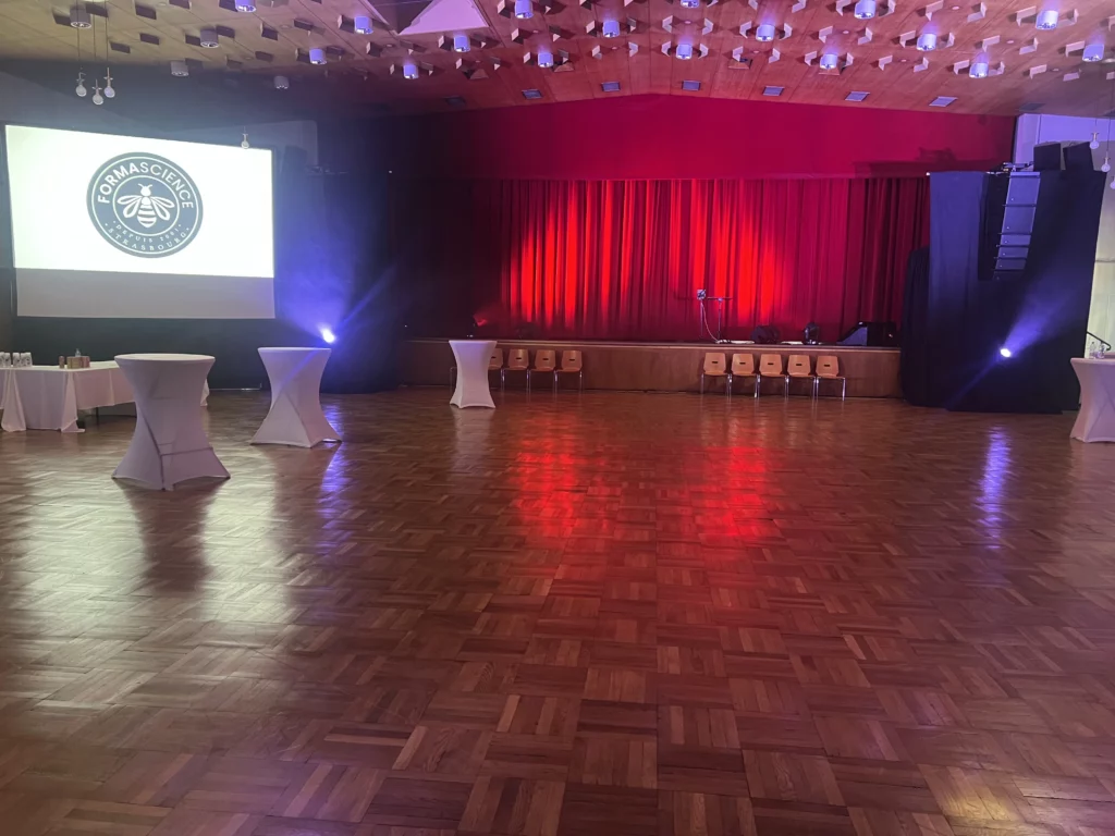 Projet Prestation audiovisuelle et scénographie pour les 25 ans de FormaScience au Centre Culturel Marcel Marceau de Strasbourg